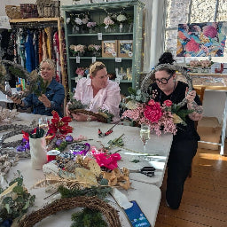 Floristry for Beginners - Flower Arrangement