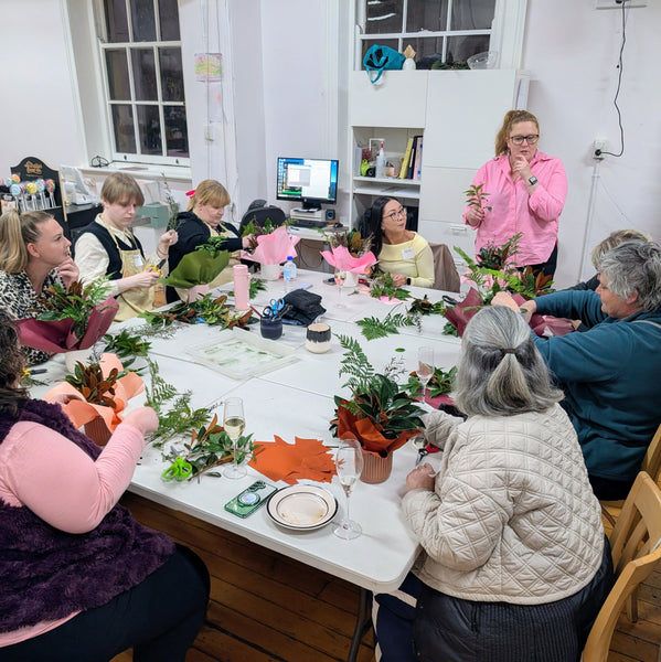 Floristry for Beginners - Flower Arrangement