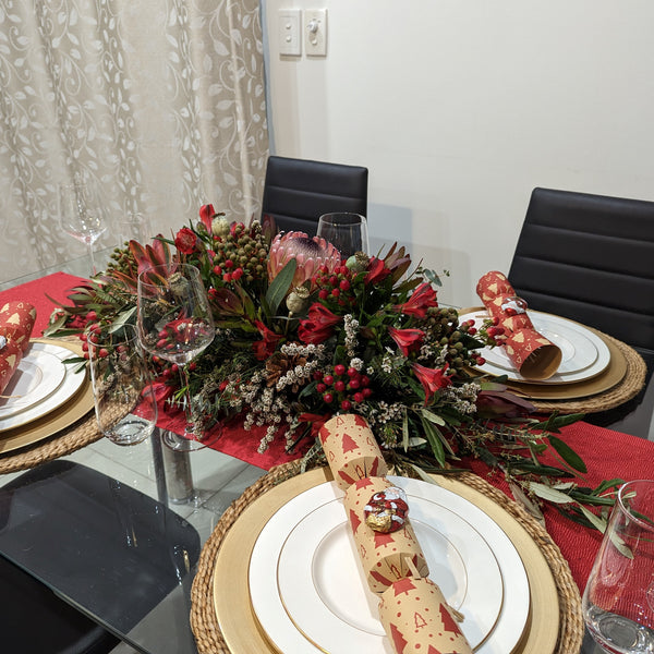 Christmas Table Arrangement